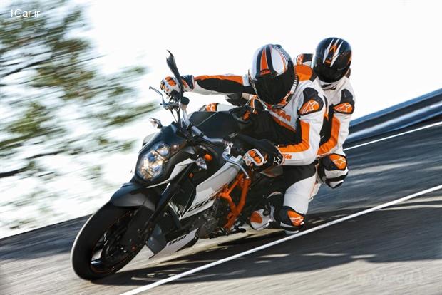 بررسی موتورسیکلت KTM 990 Super Duke R